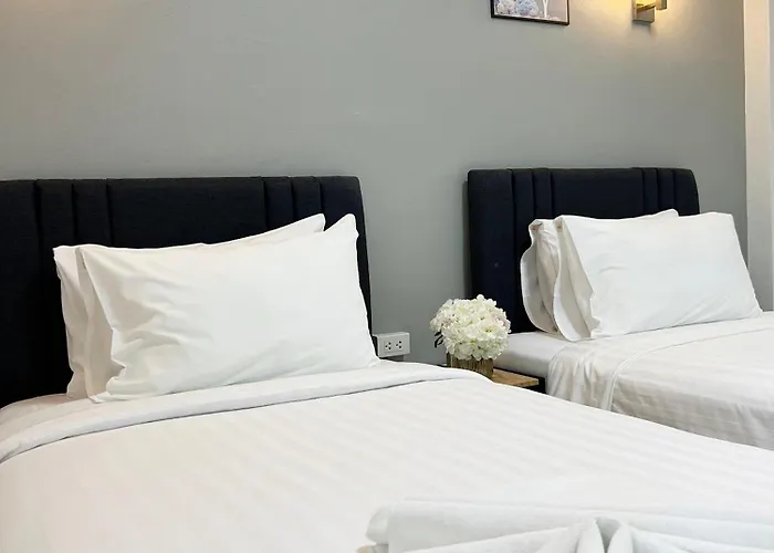 Golden Nest Suvarnabhumi 3* 曼谷